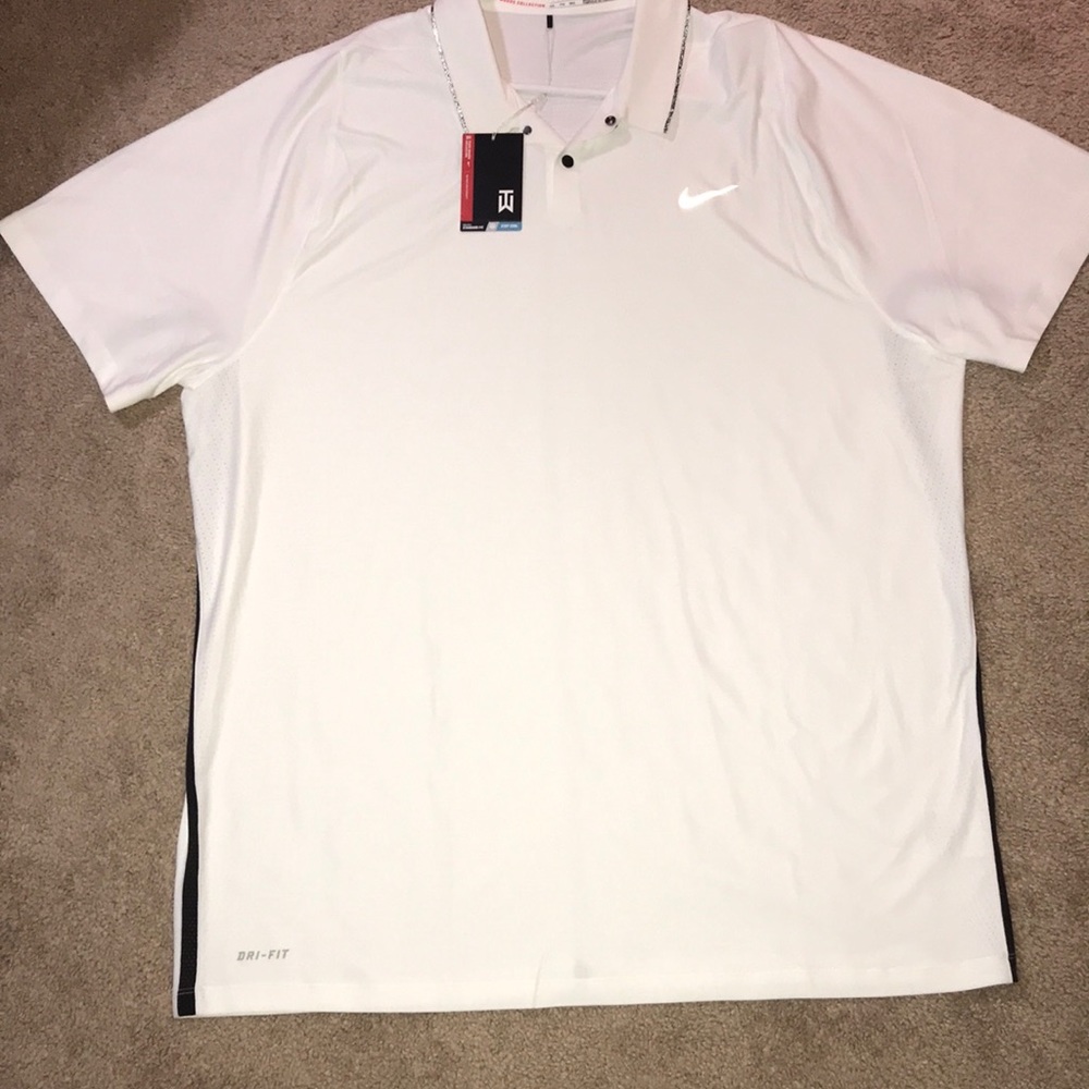 Men’s Tiger Woods Collection Nike Polo